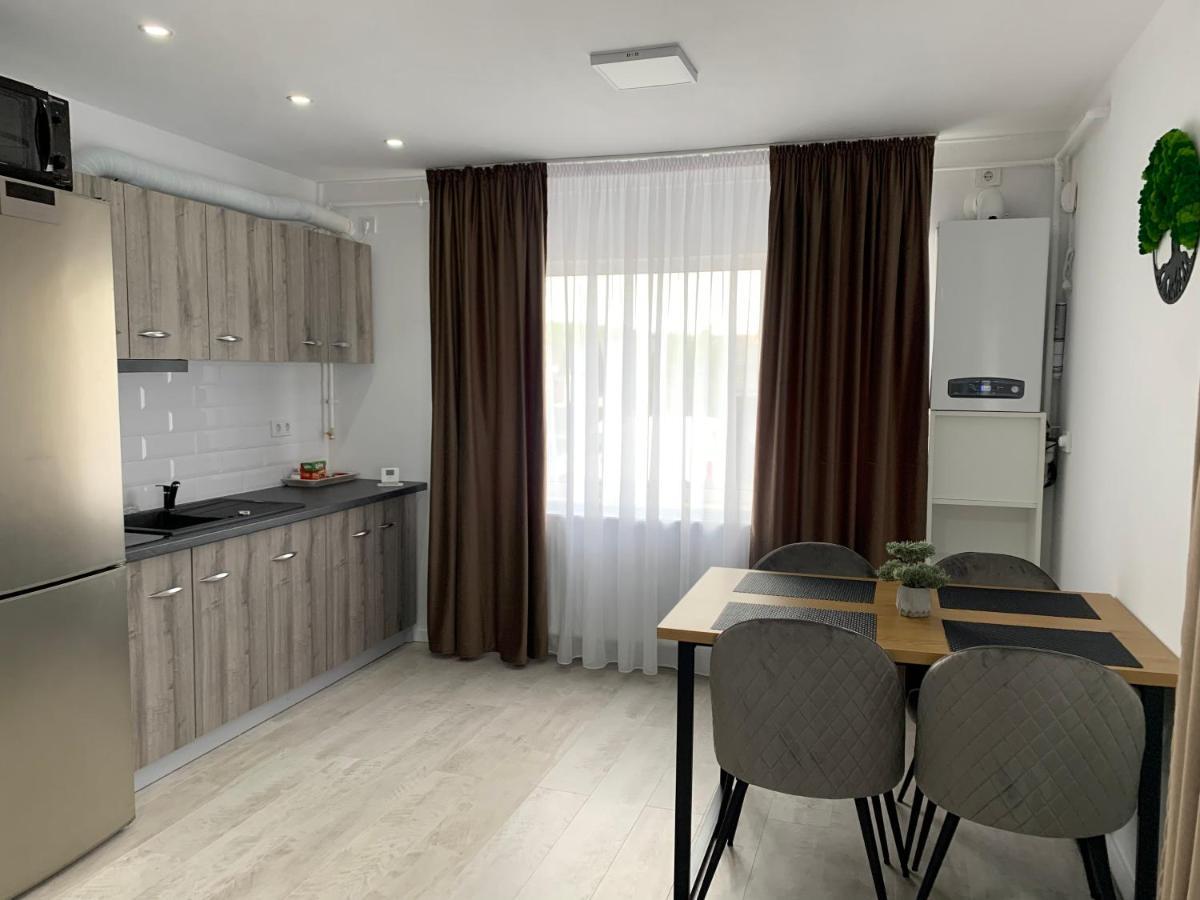 Wonderland Apartment Бистрица Экстерьер фото