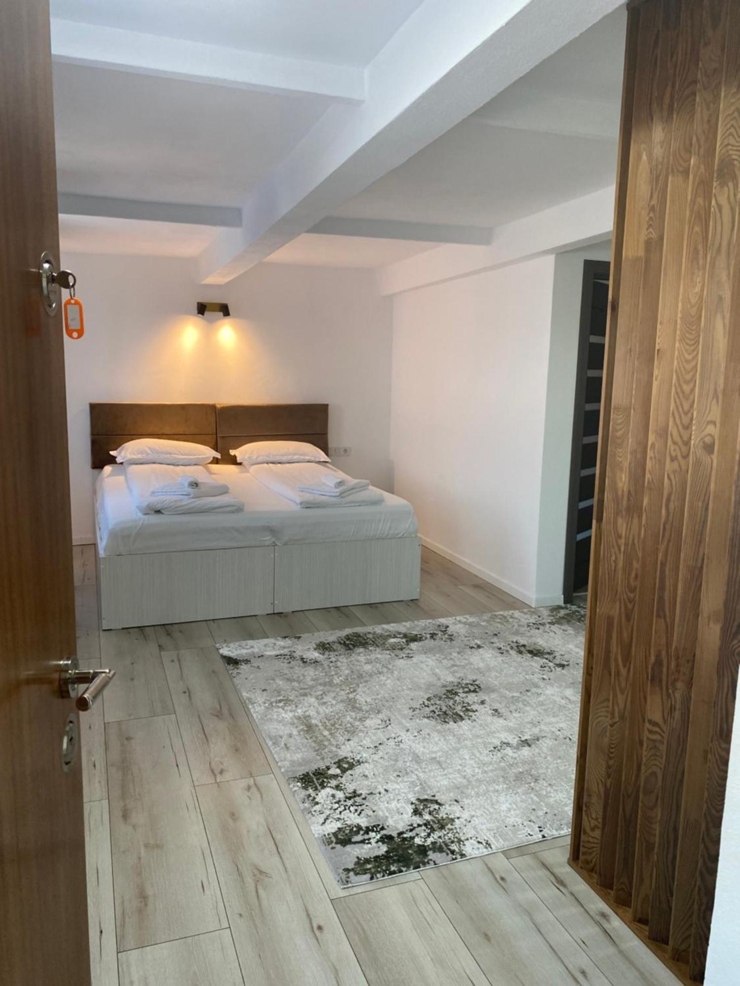 Wonderland Apartment Бистрица Экстерьер фото